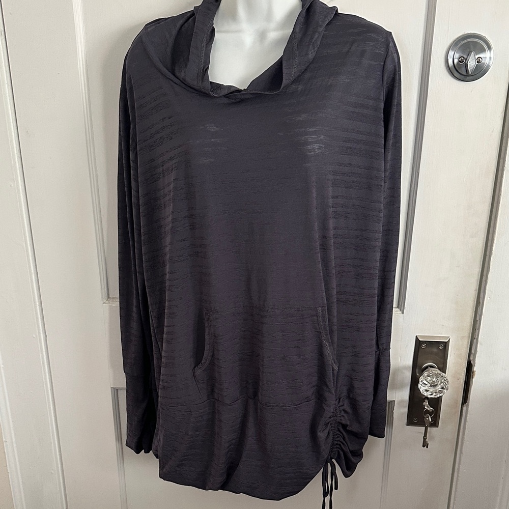 Cozy Hooded Tunic Sweatshirt in Charcoal Gray